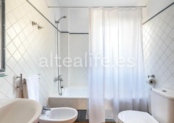 Apartamento de alquiler en El Tossal - Bello Horizonte