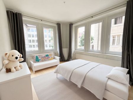 Beautiful 5.5-room apartment of 180m2 with terrace and balcony – A rare gem to discover! - Photo 4