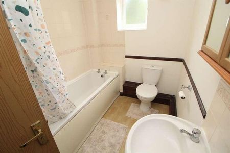 Rillington Gardens, Emerson Valley, Milton Keynes, MK4 - Photo 5