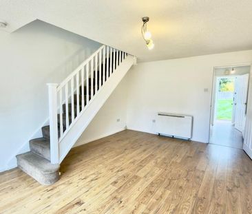 2 bedroom semi-detached house to rent - Photo 6