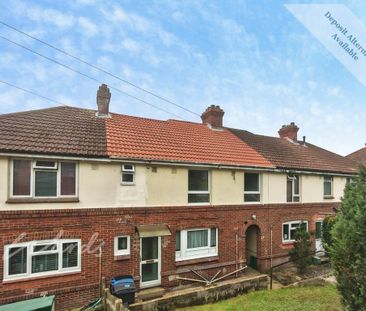 4 bedroom semi-detached house to rent - Photo 5
