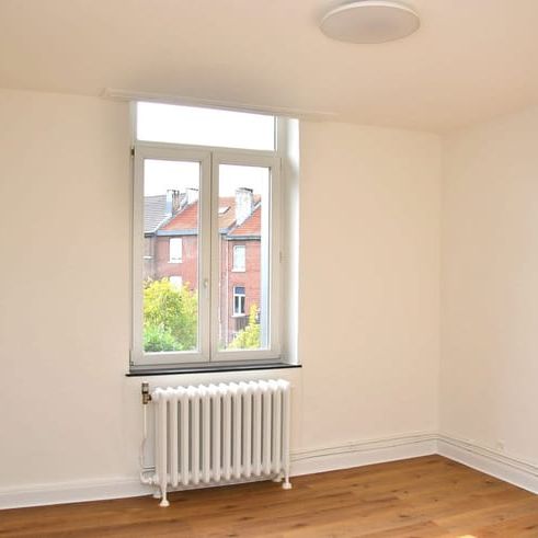 Appartement te huur - Photo 1