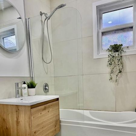 7 1/2 - Montréal - 2 995 $/mois - Photo 3