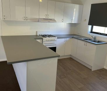 4/110 Michael Street - Photo 2