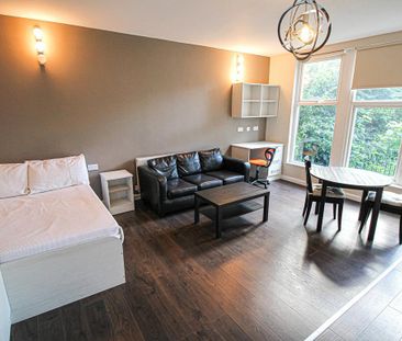 Studio to rent - Photo 1