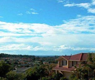 4 Bedroom Home in Flinders - Photo 3