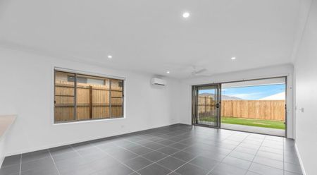 35 Cottee Circuit,PARK RIDGE - Photo 4