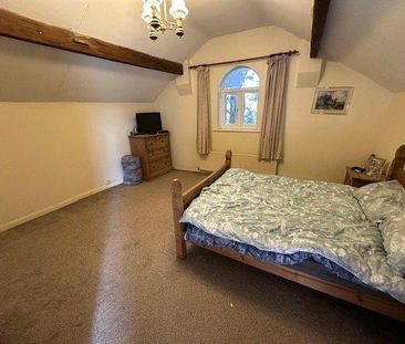 2 bedroom barn conversion to rent - Photo 2