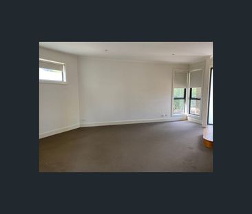 7 Henrietta Street, Hampton East, Vic 3188 - Photo 5