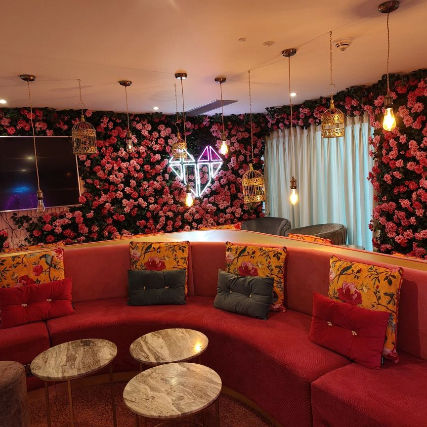 Smart Apartment - Photo 1