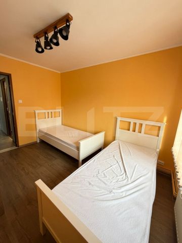 Apartament 3 camere spațios, renovat recent | Centrul Civic - Fotografie 3