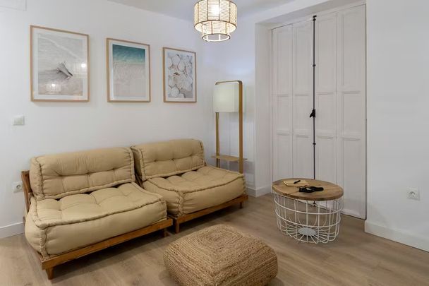 Carrer de Santa Irene, Valencia, Valencian Community 46002 - Foto 1