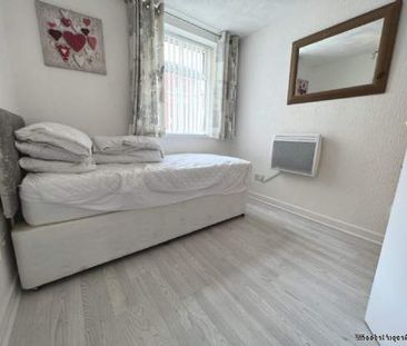 2 bedroom property to rent in Blackpool - Photo 1