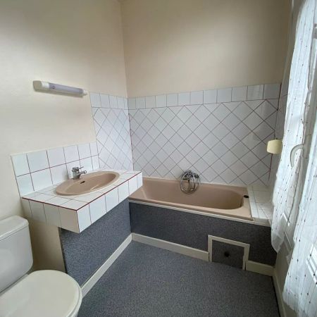 Appartement 1 pièce à louer - Centre-ville de Saint Quentin - Photo 3