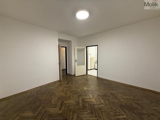Pronájem bytu 1+1 35 m2 - Фото 1