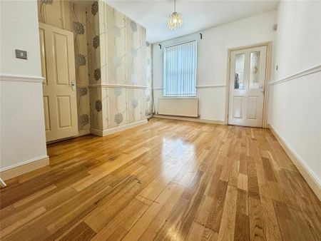 3 bedroom terraced house to rent - Photo 2