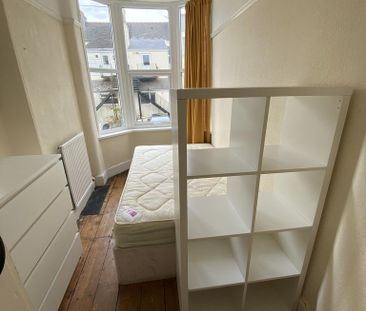 4 bedroom terraced house to rent - Photo 1