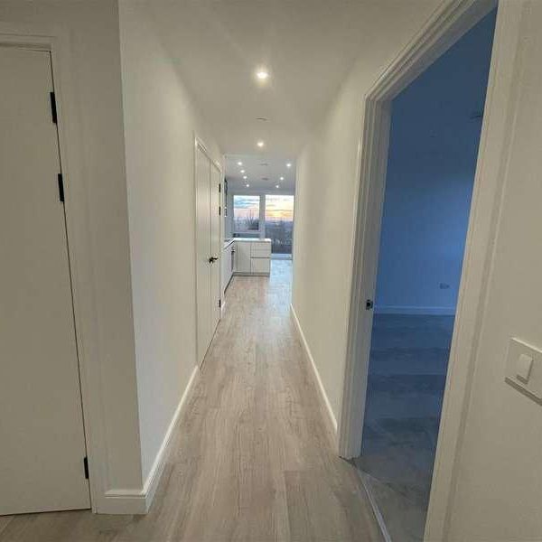 Beresford Avenue, HA0 - Photo 1