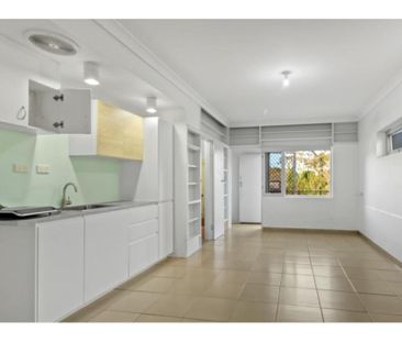 1 / 149 Mount Keira, Mount Keira, NSW 2500 - Photo 1