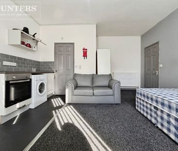 1 bedroom Property To Let Total Size: 227 SQ FT - Photo 5