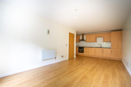 Highcroft Court, Front Street, Acomb, York - Photo 2