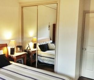 Caulfield South - Photo 3