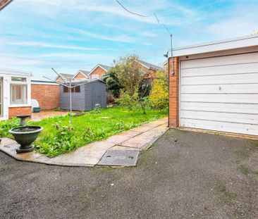 2 bed House To Let - Photo 5