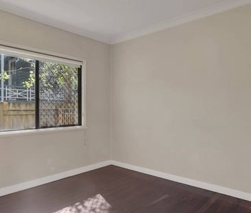 Inner City Townhouse - Excellent Location - Photo 1