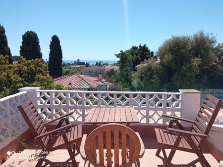 Villa for rent in Rio Real, Marbella East - Photo 2