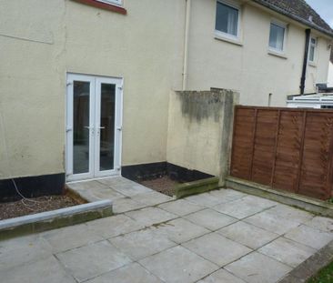 3 bedroom terraced house to rent - Photo 6