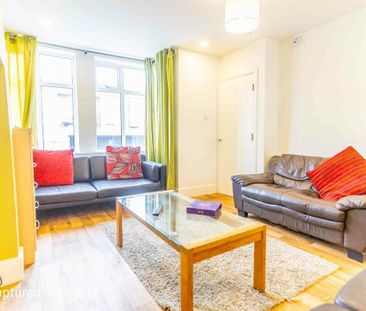 7, Lang Avenue - Photo 3