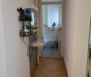 Jugendstilwohnung mit viel Raum für Erholung - Foto 1