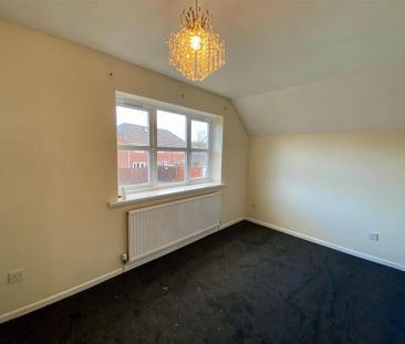 3 bedroom detached house to rent - Photo 4