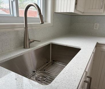 5 1/2 rénové et peinturé à LaSalle - Photo 1