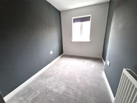 3 bedroom terraced house to rent - Photo 4