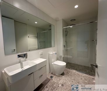 Welcome to THE LONSDALE - Photo 6