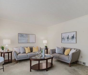 For Lease - 2416 Rebecca Street, Oakville, Ontario - Photo 4