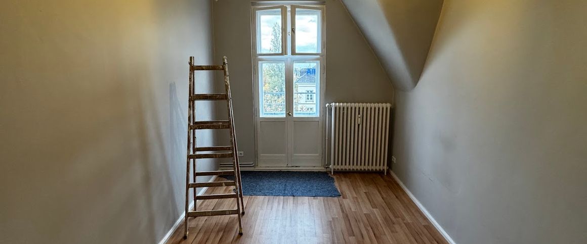 3-Zimmer-Wohnung im Dachgeschoss – mit Balkon und Wohlfühlfaktor - Photo 1