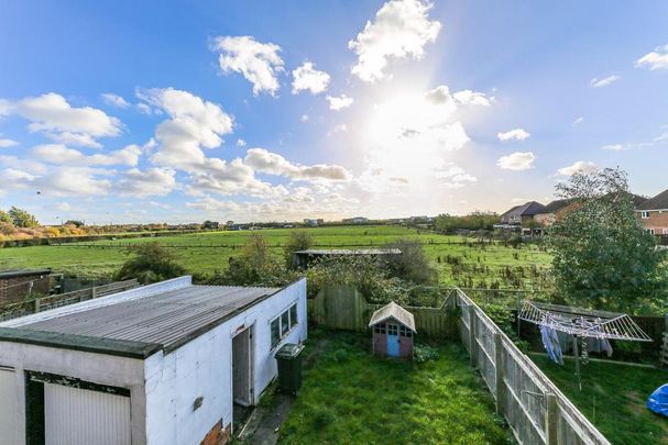 2 bedroom semi-detached bungalow to rent - Photo 1
