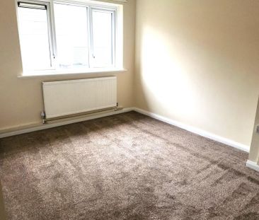 2 bedroom maisonette to rent - Photo 6
