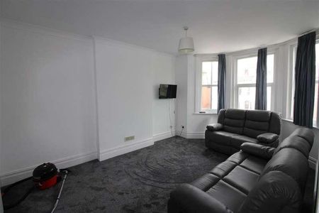 Howard Road, Southampton, SO15 - Photo 2