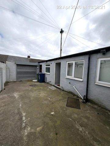 3 bedroom cottage to rent - Photo 4