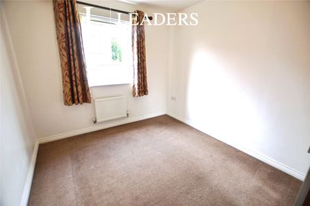 3 bedroom house to rent Kirby Drive, Essex, Colchester, CO4 - Photo 2