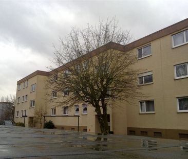 *schö­ne 4,5‑Zimmer Woh­nung in Ravens­burg mit Küche, Kel­ler u. S... - Photo 2