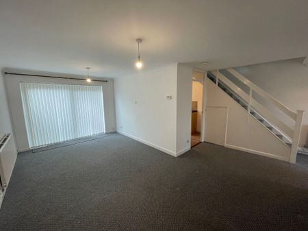 Maes Y Gelynen, Swansea, SA6 - Photo 4