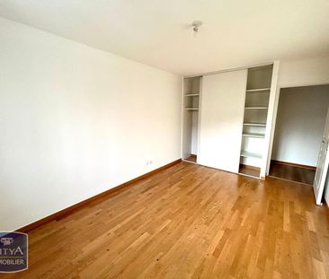 Location Appartement 4 pièces 89m² BOURG EN BRESSE 01000 - Photo 3