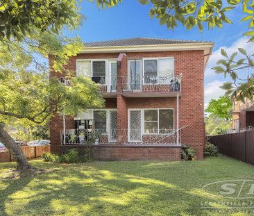 Spacious 2 bedroom unit - Photo 5