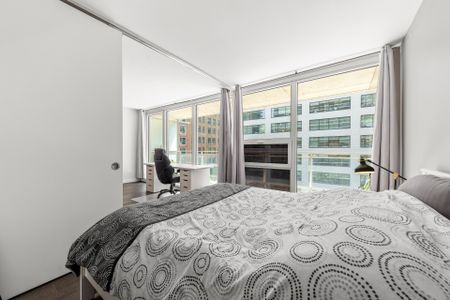 Appartement - 350 Boul. De Maisonneuve O. - Photo 2