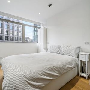 1 Bed Flat, Westminster, SW1H - Photo 2