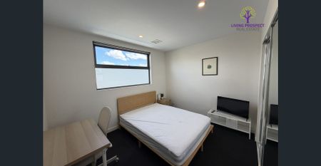 SHARED ACCOMODATION!! AN OPPORTUNITY TO SAVE $$ - UTILITIES PROVIDED - Photo 5